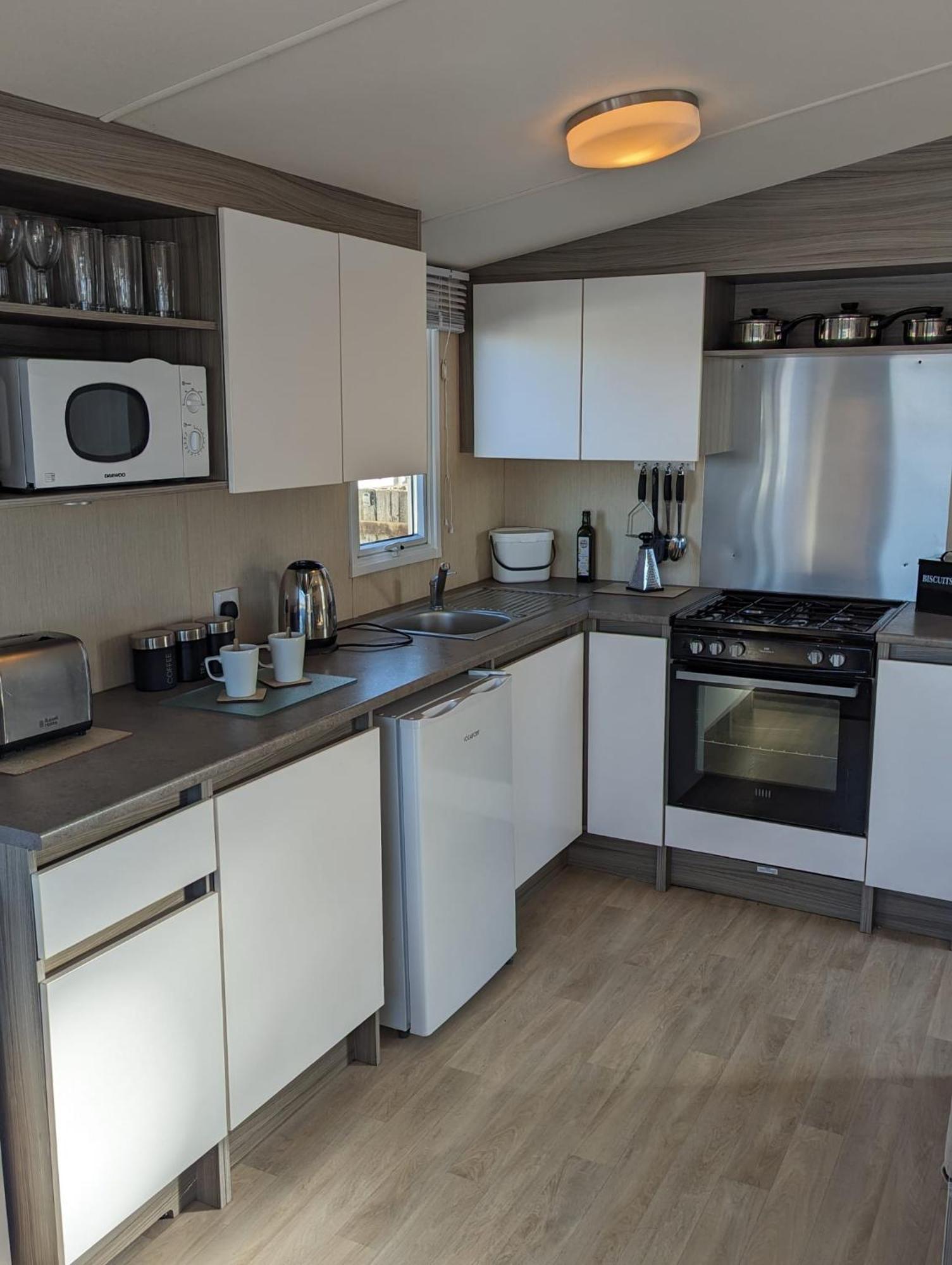 Relaxing Holiday Home Chickerell View Littlesea Haven Wyke Regis ภายนอก รูปภาพ